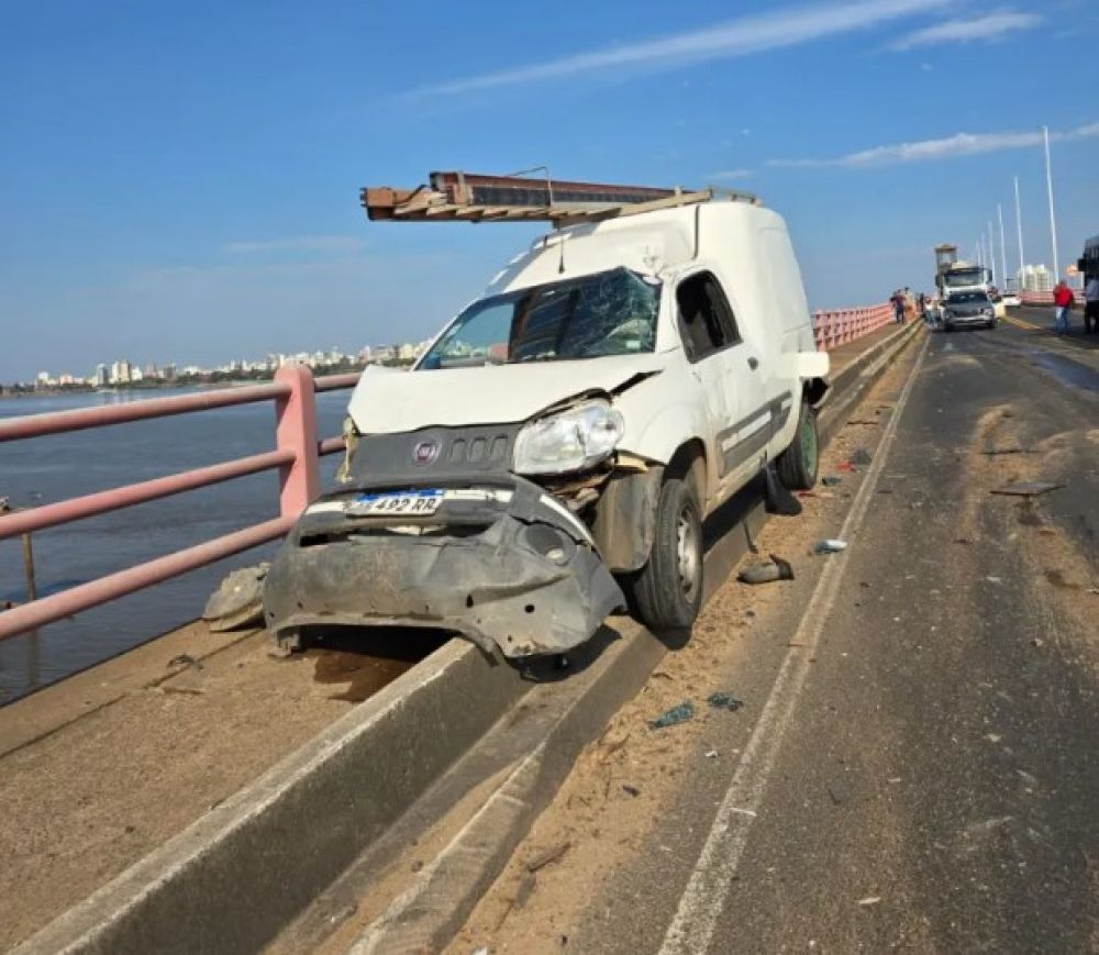 Así fue el choque en cadena ocurrido sobre el puente Chaco-Corrientes