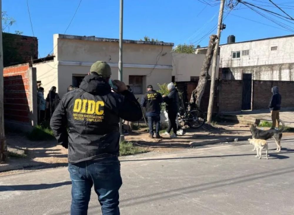 Allanamientos en Capital por el tráfico de pornografía infantil