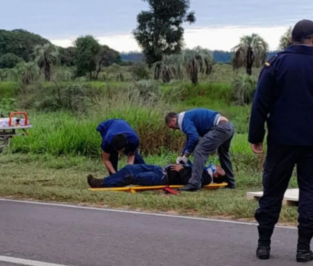 "Voló" de la caja de una camioneta