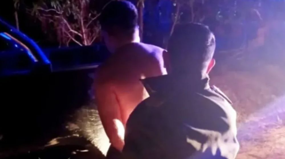 Un hombre secuestró a su ex pareja e intentó huir en una camioneta