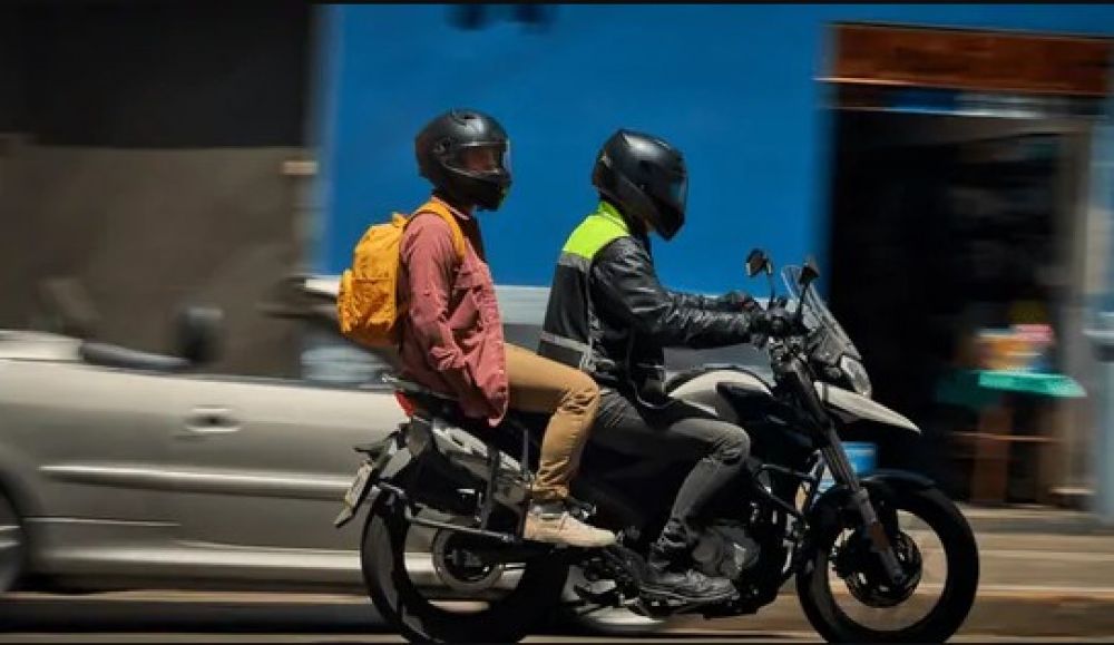 Uber moto empezó a operar pese a la prohibición del Municipio