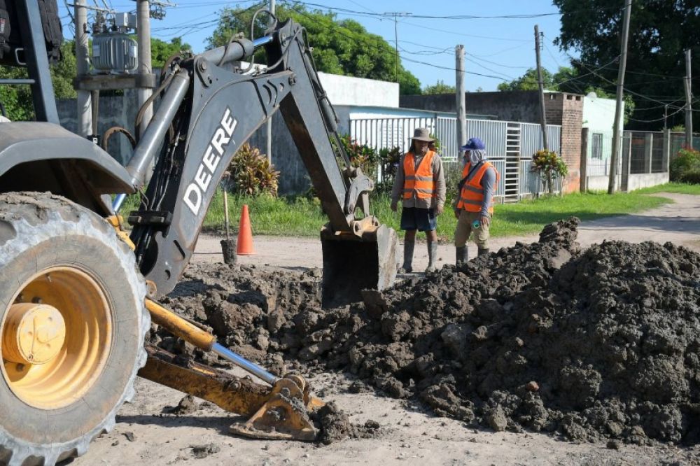 El municipio ejecuta obras de cloaca social para más de 250 familias