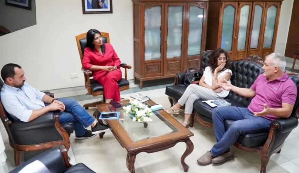 La Provincia y los sindicatos docentes se alistan para su primera reuni贸n