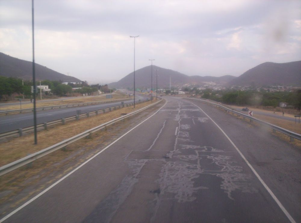 El Gobierno lanzó una nueva licitación para privatizar más rutas nacionales clave: cuáles son y cómo avanza la desregulación