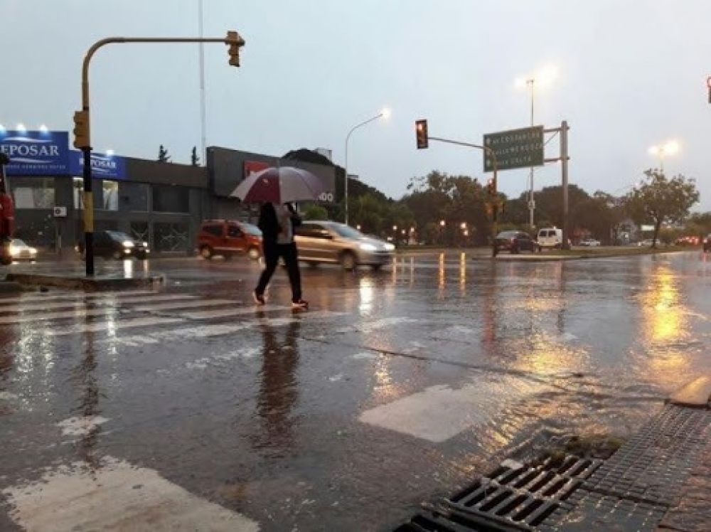 Corrientes bajo alerta amarilla por tormentas