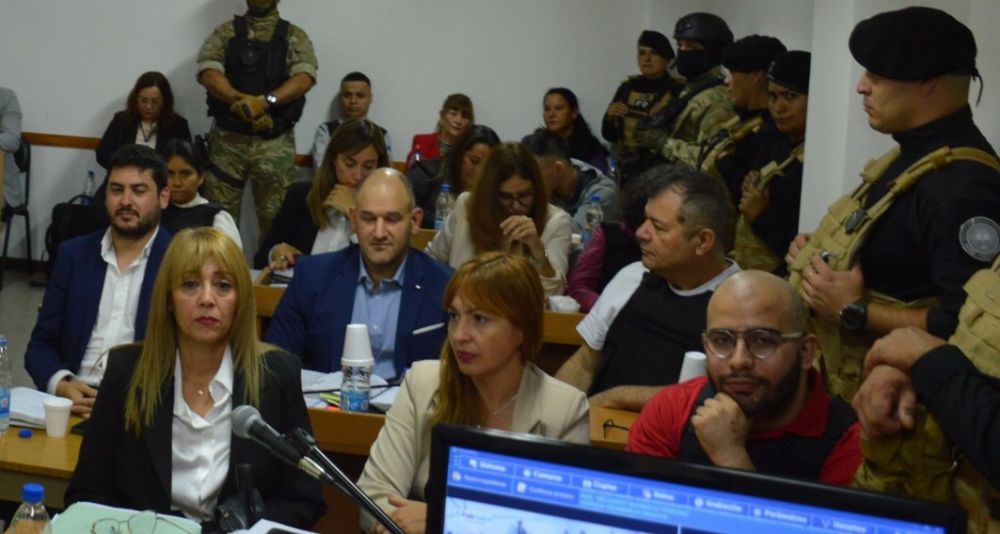 "Emerenciano Sena tiene cáncer, en el hospital lo maltratan y no pueden darle domiciliaria"