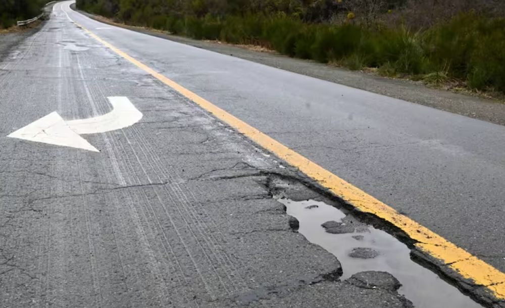 El Gobierno ya tiene listo el decreto para privatizar rutas: cómo empezará el plan