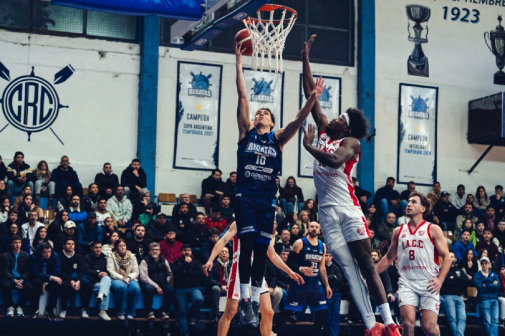 Regatas forzó a un cuarto juego con Instituto