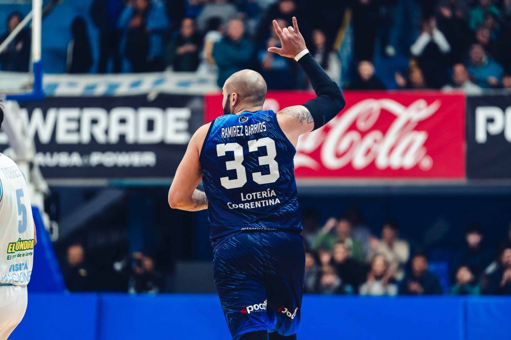 Regatas ganó en casa y jugará la semifinal