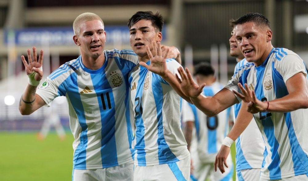 Argentina y Brasil no se sacaron diferencias y el campeón se definirá en la última fecha