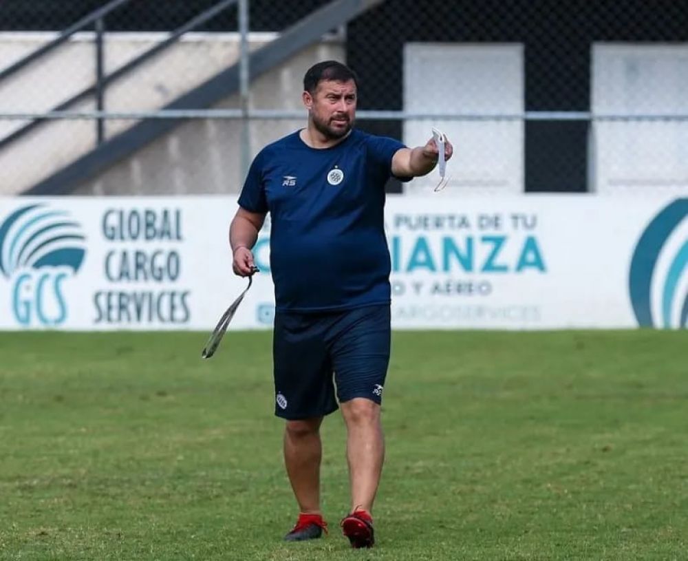 Boca Unidos oficializó a Mazmud como DT