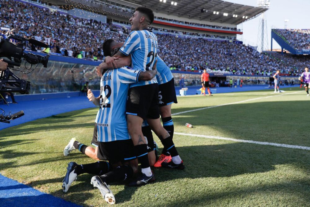 Racing goleó al Cruzeiro y es el nuevo campeón de la Copa Sudamericana