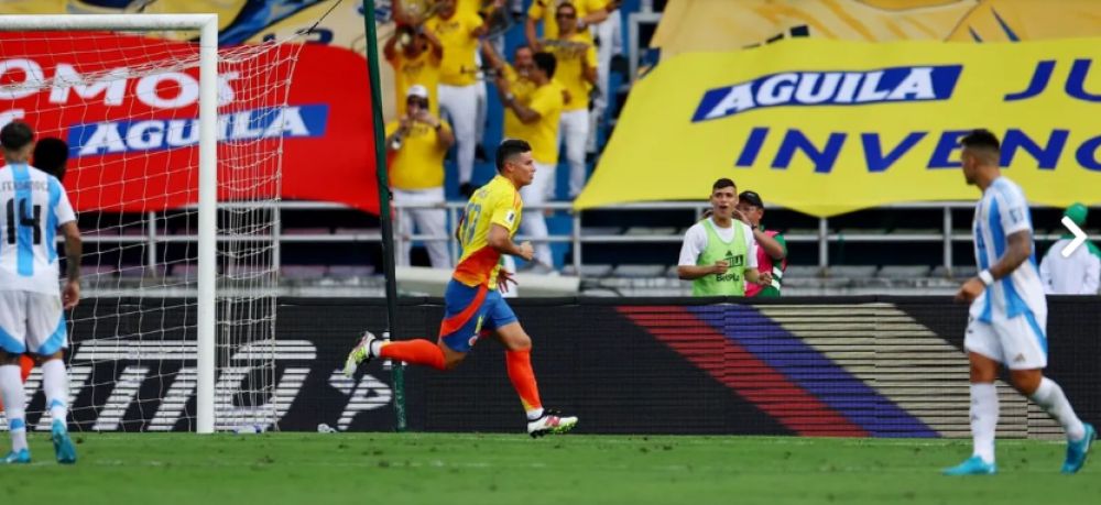 La Selección Argentina perdió 2-1 ante Colombia en Barranquilla