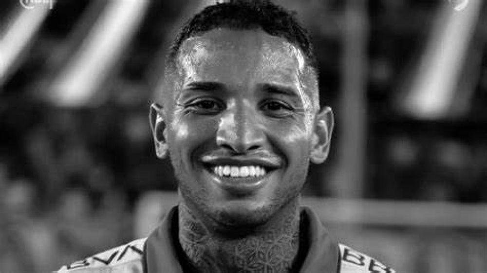 Murió el jugador de Nacional que se desplomó en un partido