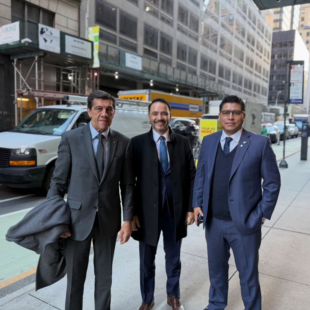 Primeras imágenes de Valdés en Estados Unidos: busca inversiones y promoción para Corrientes