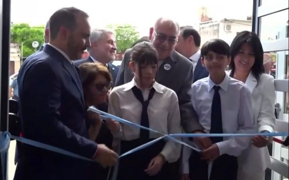 Juan Pablo Valdés inaugura el nuevo edificio de la Escuela Hogar
