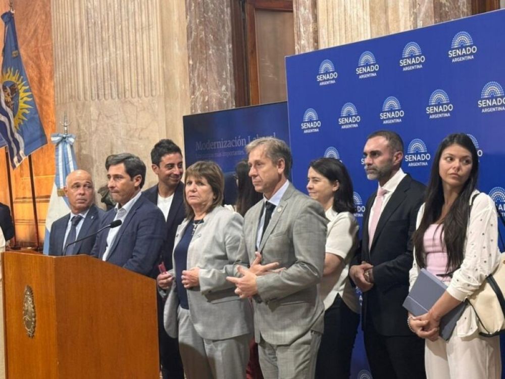 El gobierno negocia para aprobar la Reforma Laboral