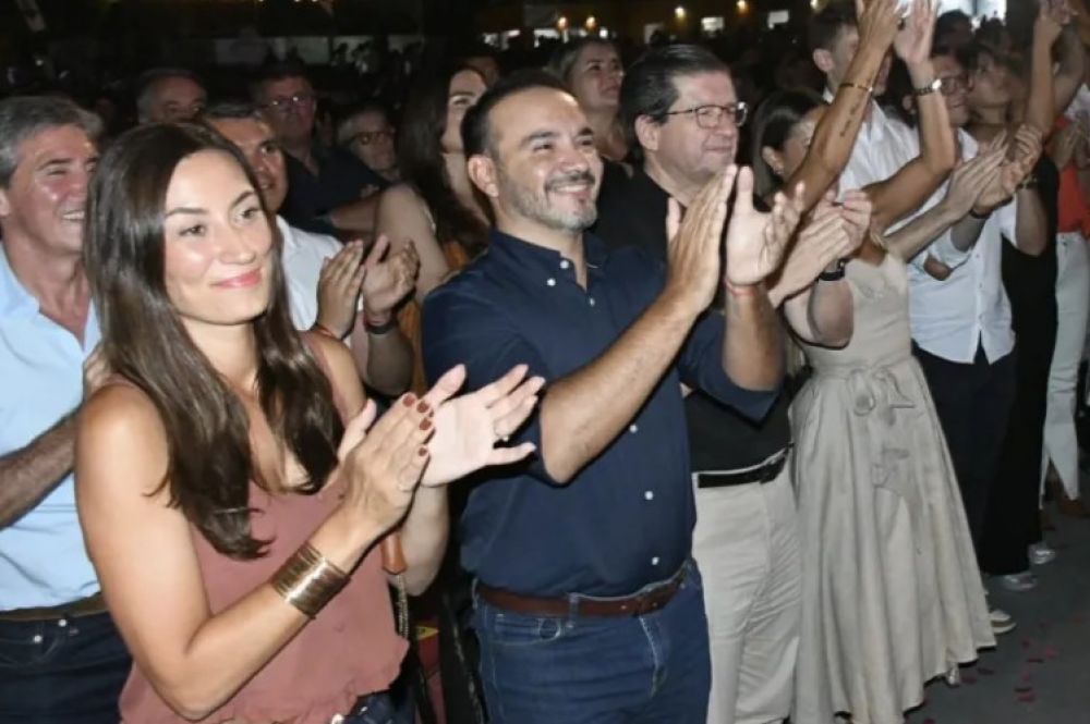 Valdés asistió a la apertura de la 35° Fiesta Nacional del Chamamé