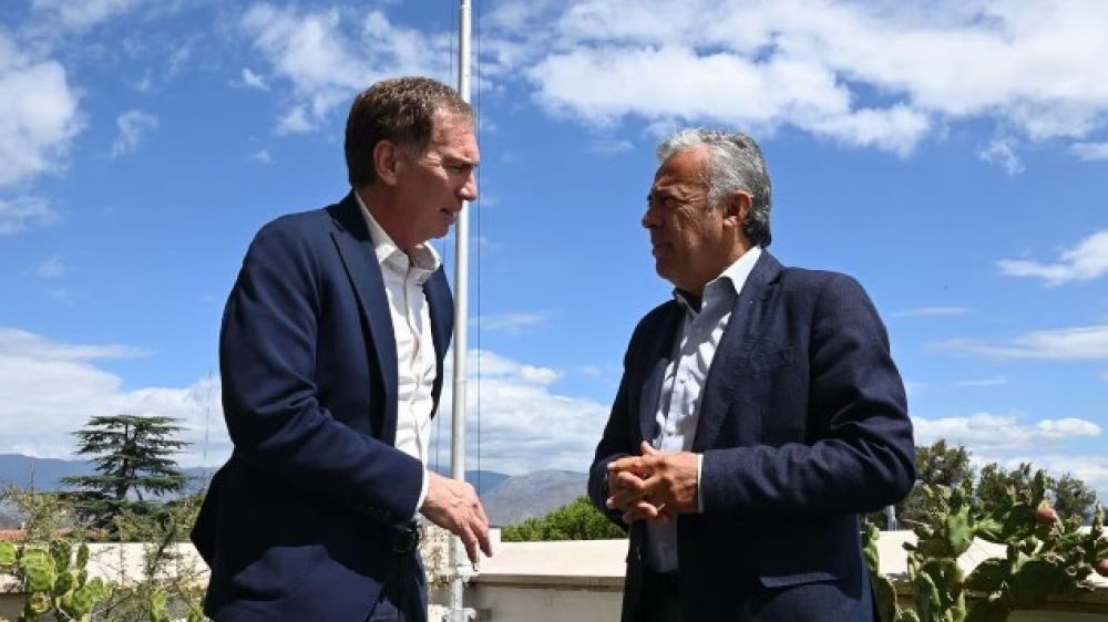 Santilli abrió negociaciones con los gobernadores: sumó apoyos para la reforma laboral, pero también reclamos