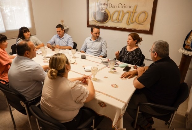  Valdés visitó el Cottolengo Don Orione de Itatí y comprometió importante ayuda