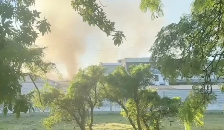 Se incendia uno de los galpones de la Textil Alal en el interior de Corrientes
