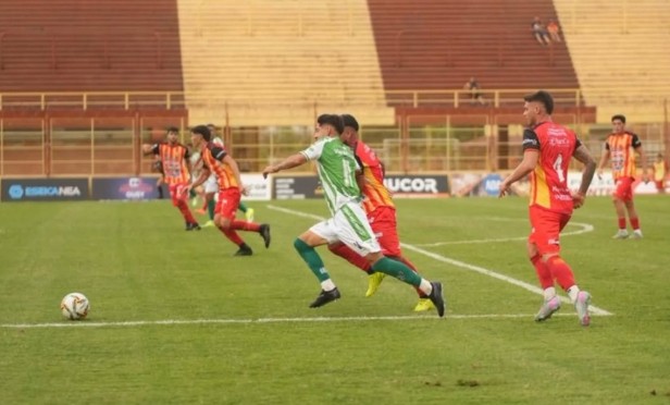 Boca Unidos perdió 4 a 2 como local ante Defensores de Vilelas