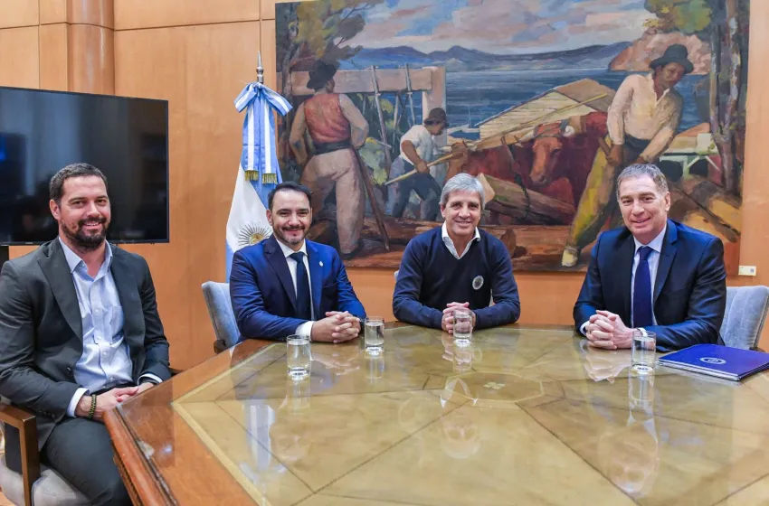 Valdés en Casa Rosada: Apuestas económicas con Santilli y Caputo para detonar el desarrollo correntino
