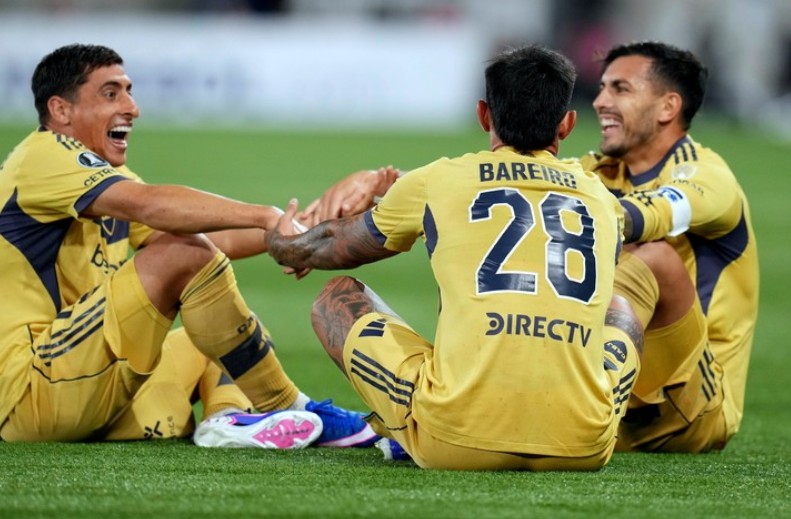 Boca Juniors venció 2-1 a la Universidad Católica en Chile  por el Grupo D de la Libertadores