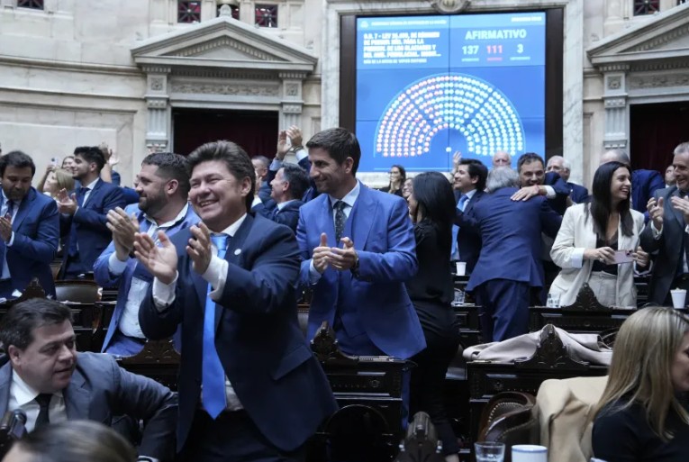 Cómo votaron los diputados correntinos por los cambios a la Ley de Glaciares