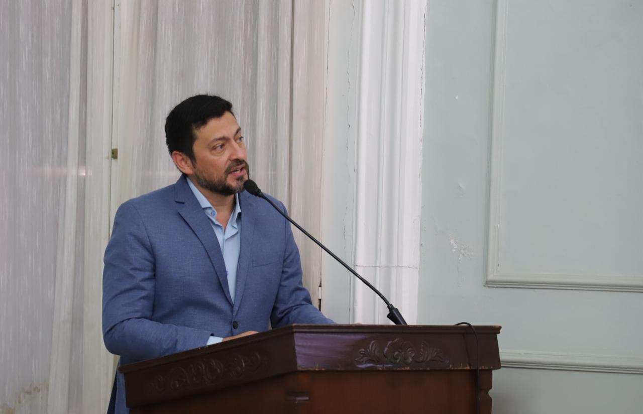 Fernando Achinelli fue designado miembro titular del núcleo científico central de la CoNaIn