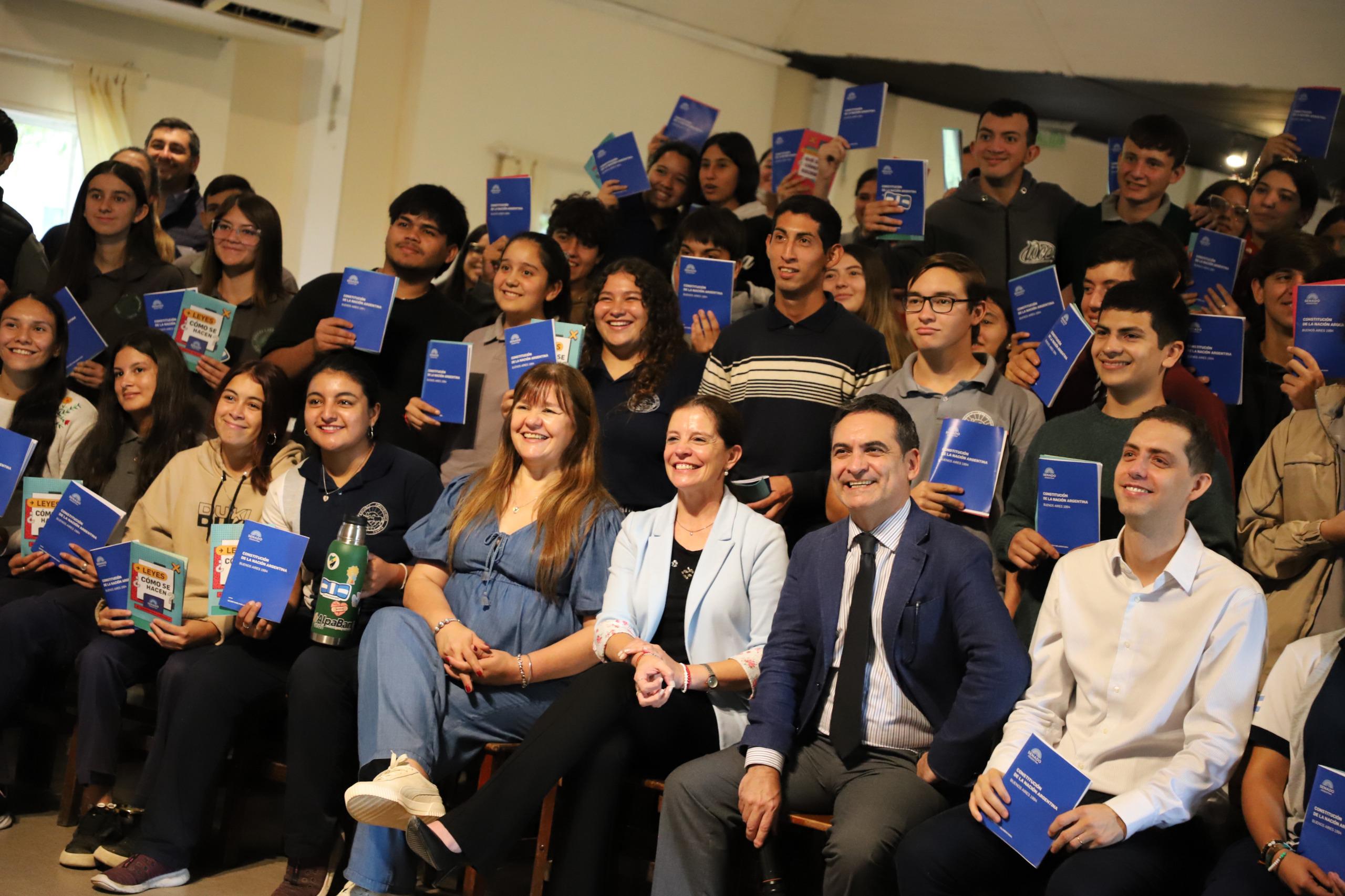 El Senado de la Nación llegó a Curuzú Cuatiá con el programa “El Senado va a la Escuela”