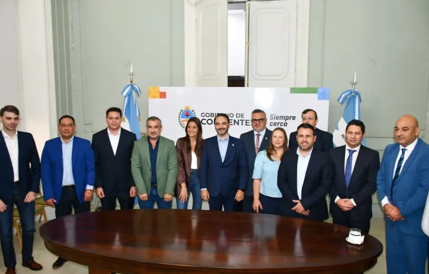 El Gobierno destina $4.400 millones para infraestructura en diez municipios