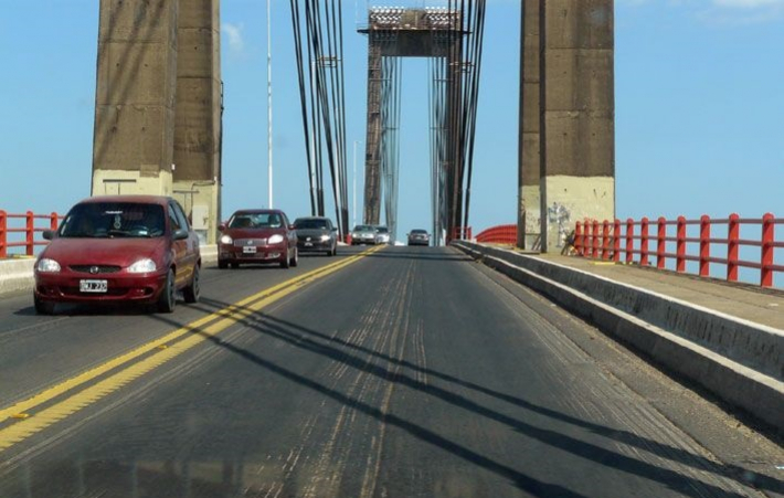 Un hombre se arrojó al río Paraná