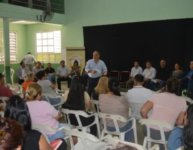 El Concejo vuelve a los barrios para replicar pedidos vecinales