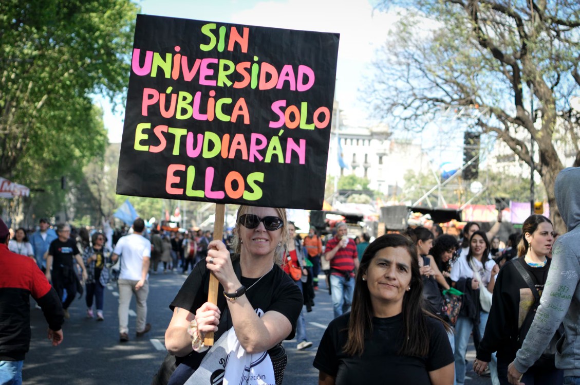 Corrientes y Resistencia marchan hoy en defensa de la universidad pública con fuerte reclamo presupuestario