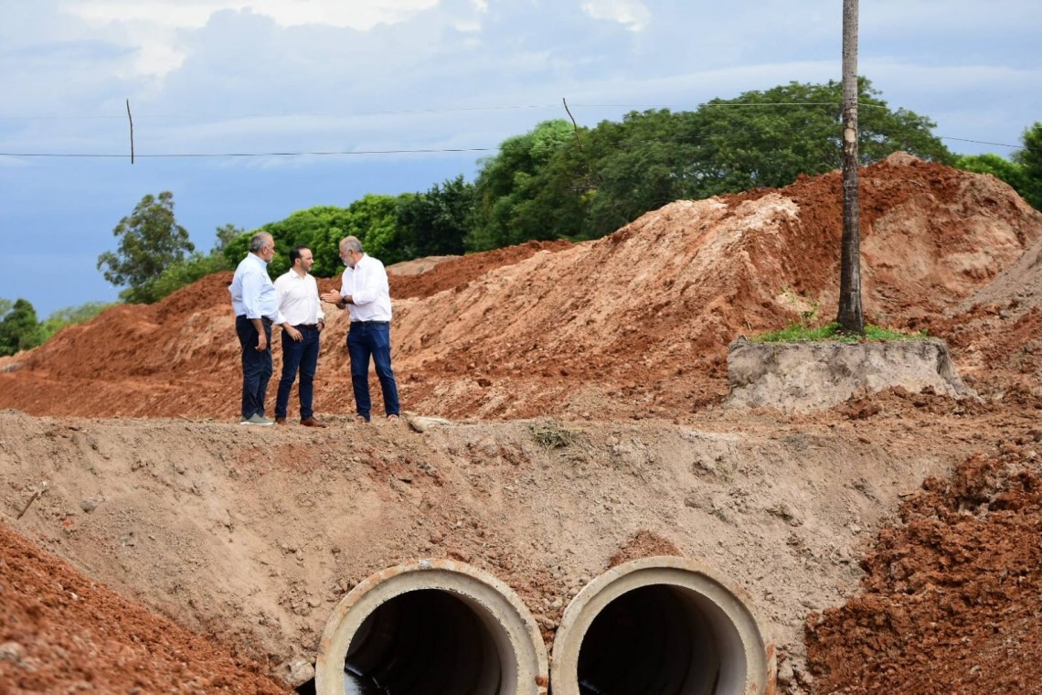 Valdés y Polich supervisaron el avance de obra de desagüe clave para el barrio Ponce