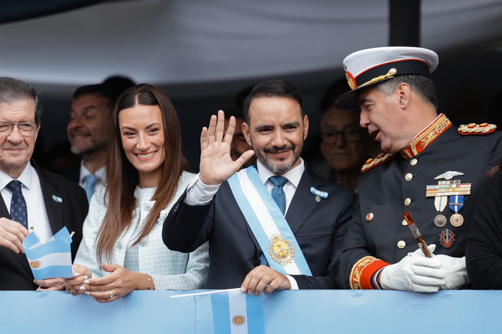 Valdés reiteró inminentes anuncios salariales y dio un adelanto sobre la Autovia 12