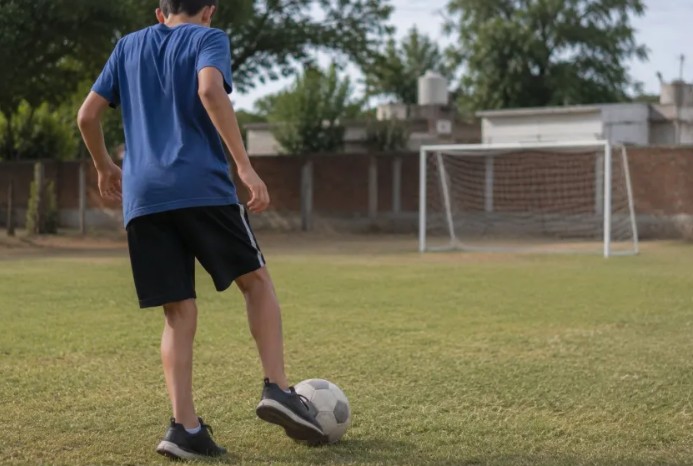 Tiene 11 años y espera una familia para cambiar su historia