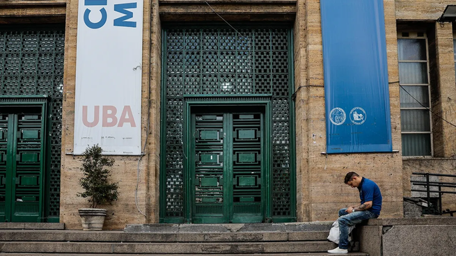 Docentes anunciaron un paro nacional de 24 horas en universidades públicas para este viernes