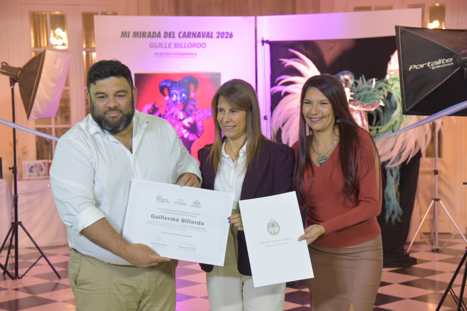 La Legislatura inauguró la muestra fotográfica “Mi Mirada del Carnaval 2026” de Guillermo Billordo