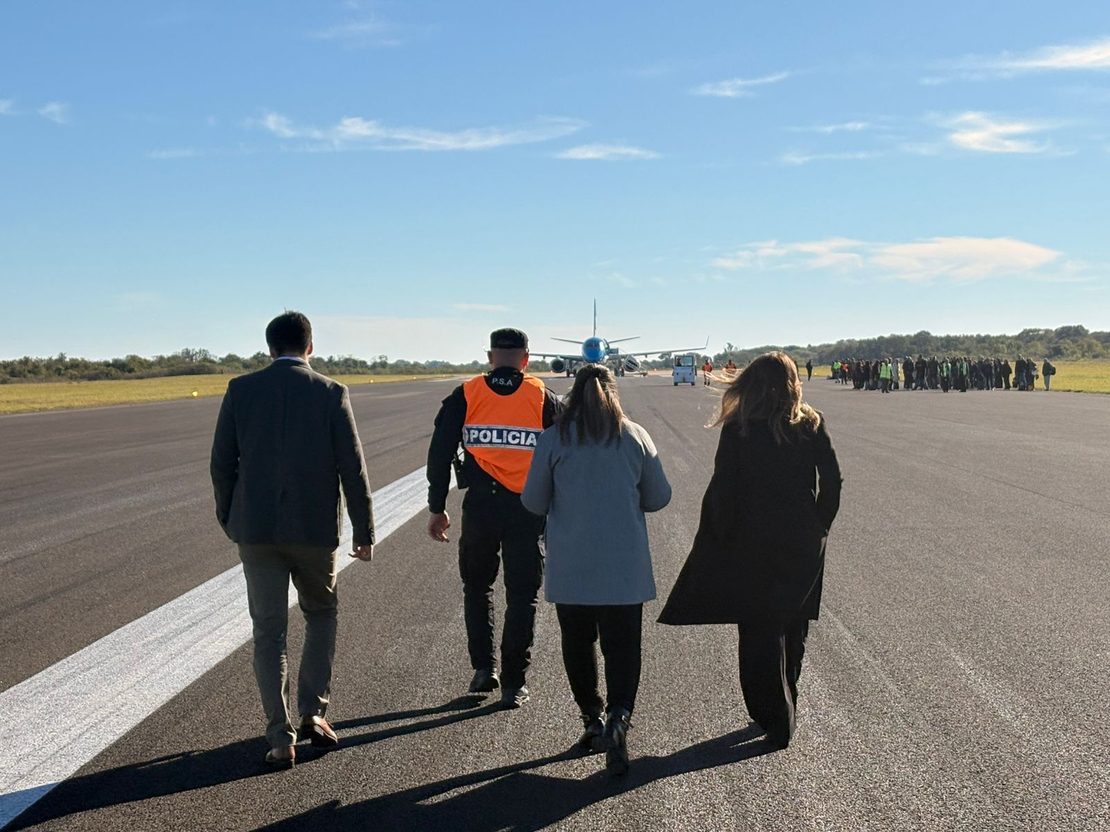 Investigan falsa amenaza de bomba en un vuelo de Aerolíneas que aterrizó en Corrientes