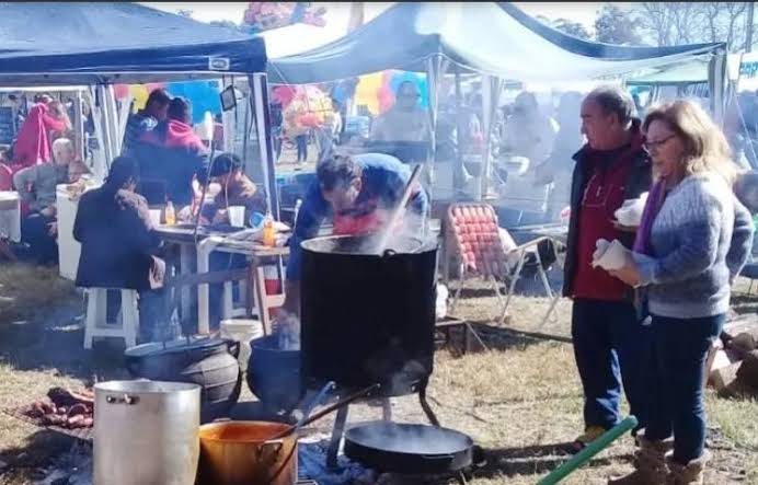 Curuzú Cuatiá palpita el Mundial con Los Alonsitos, Valentino Merlo y Argentina