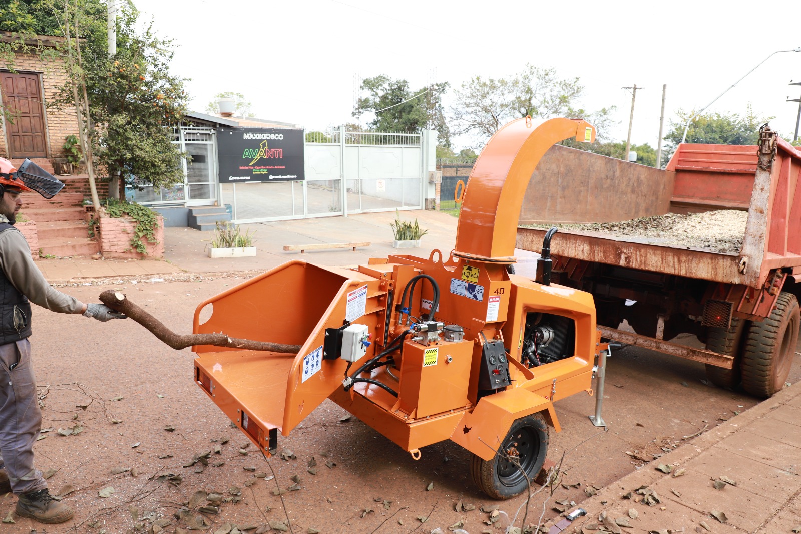  Virasoro  incorporó una chipeadora para fortalecer las tareas de limpieza y mantenimiento urbano