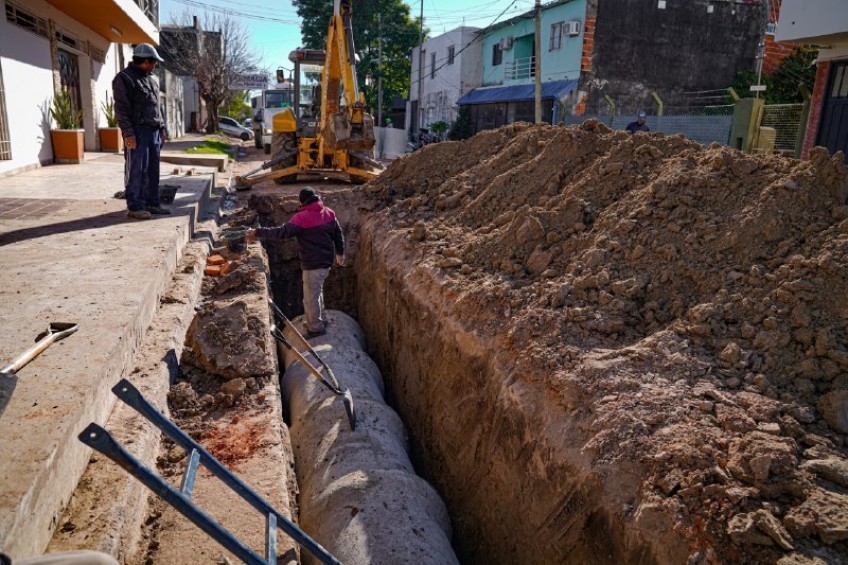 Acciones preventivas por “El Niño”: avanza una importante obra de desagüe en la ciudad