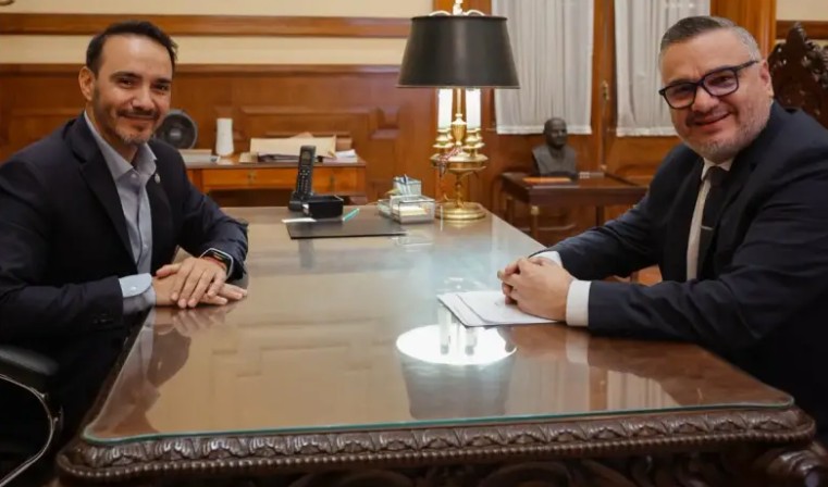 Valdés convocó a intendentes para evaluar el impacto de la creciente del río Uruguay