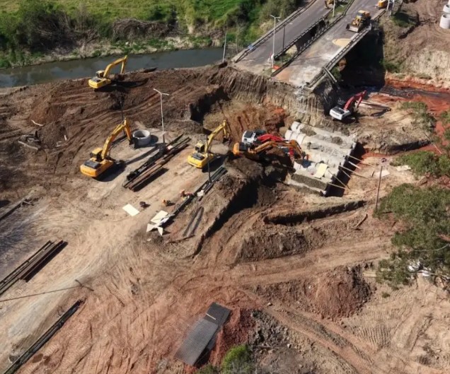 Se reabre el cruce de la avenida Maipú sobre el arroyo Pirayuí