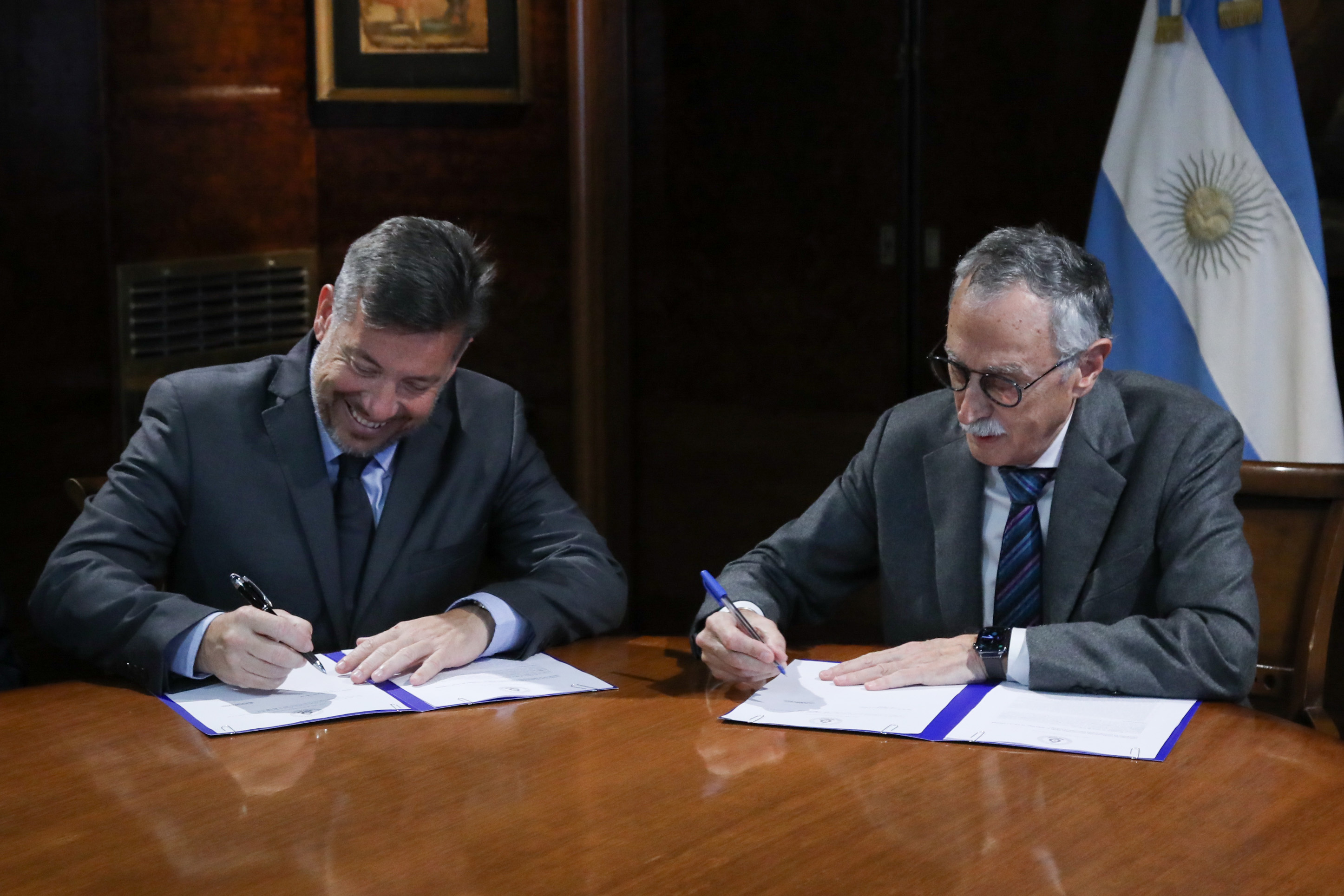 La investigación clínica se consolida como motor de inversión y desarrollo económico en la Argentina