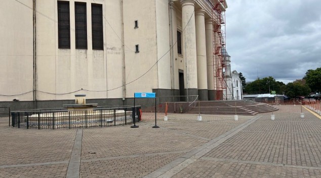 Clausuran temporalmente el acceso central de la Basílica de Itatí