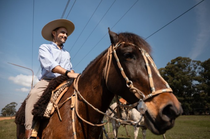 Valdés participó de la tradicional cabalgata patriótica hacia Yapeyú