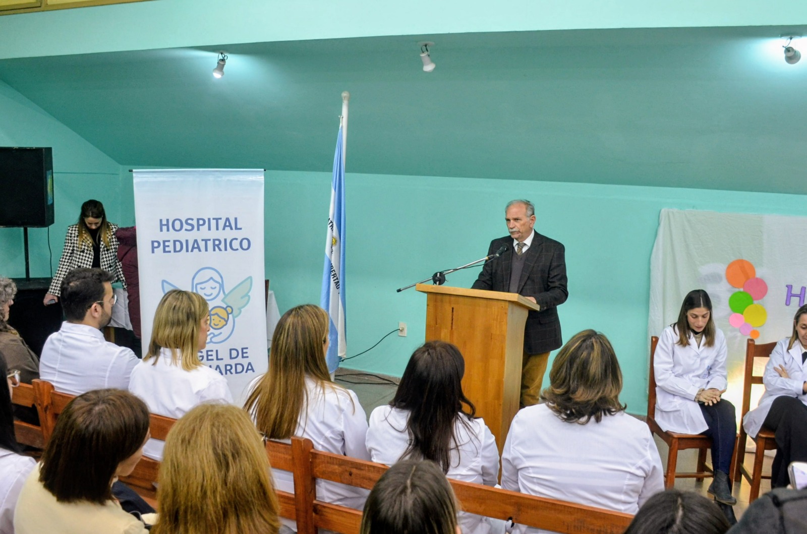 El Hospital “Ángel de la Guarda” realizó un acto y una jornada científica por su primer aniversario